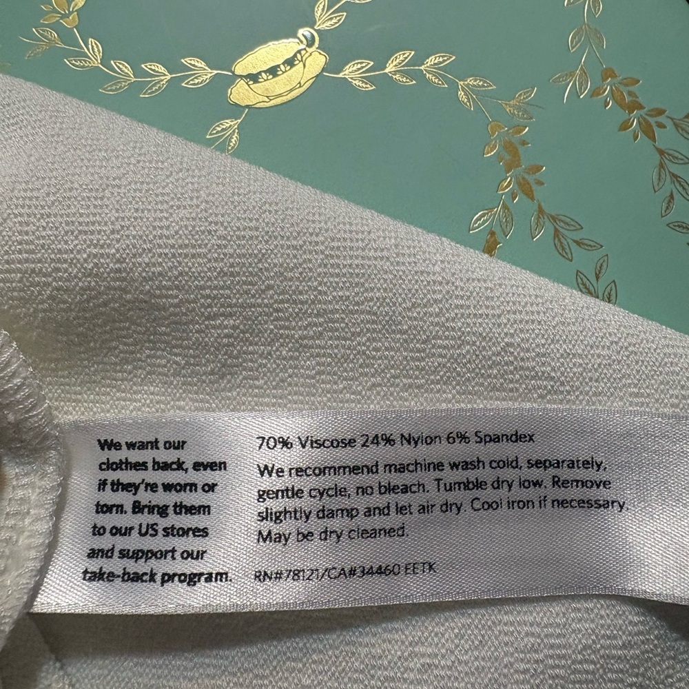 SOLD OUT - Picture 6 of 7